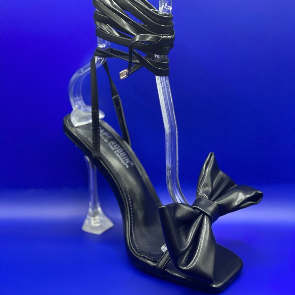 Bow Heels - New